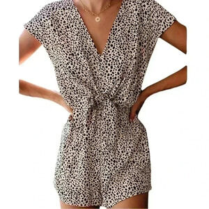 She & Sky Cheetah Print Short Sleeve Tie Romper Size Small NWT